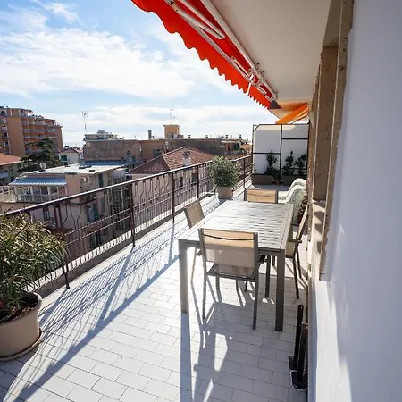 Micky House * San Remo