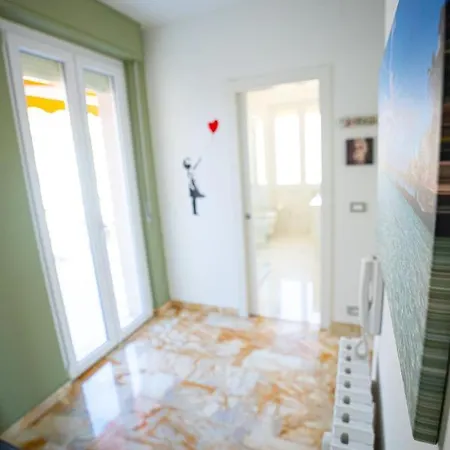 Micky House 公寓 圣雷默